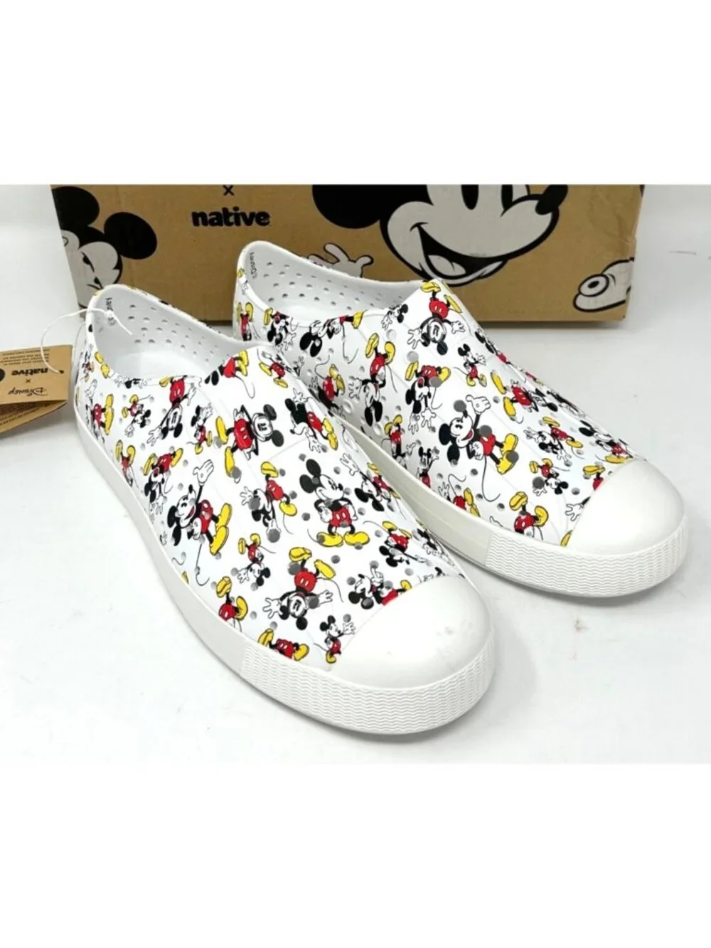 Native Jefferson Disney Mickey Print Slip-On Water Shoes Youth J6 Vegan